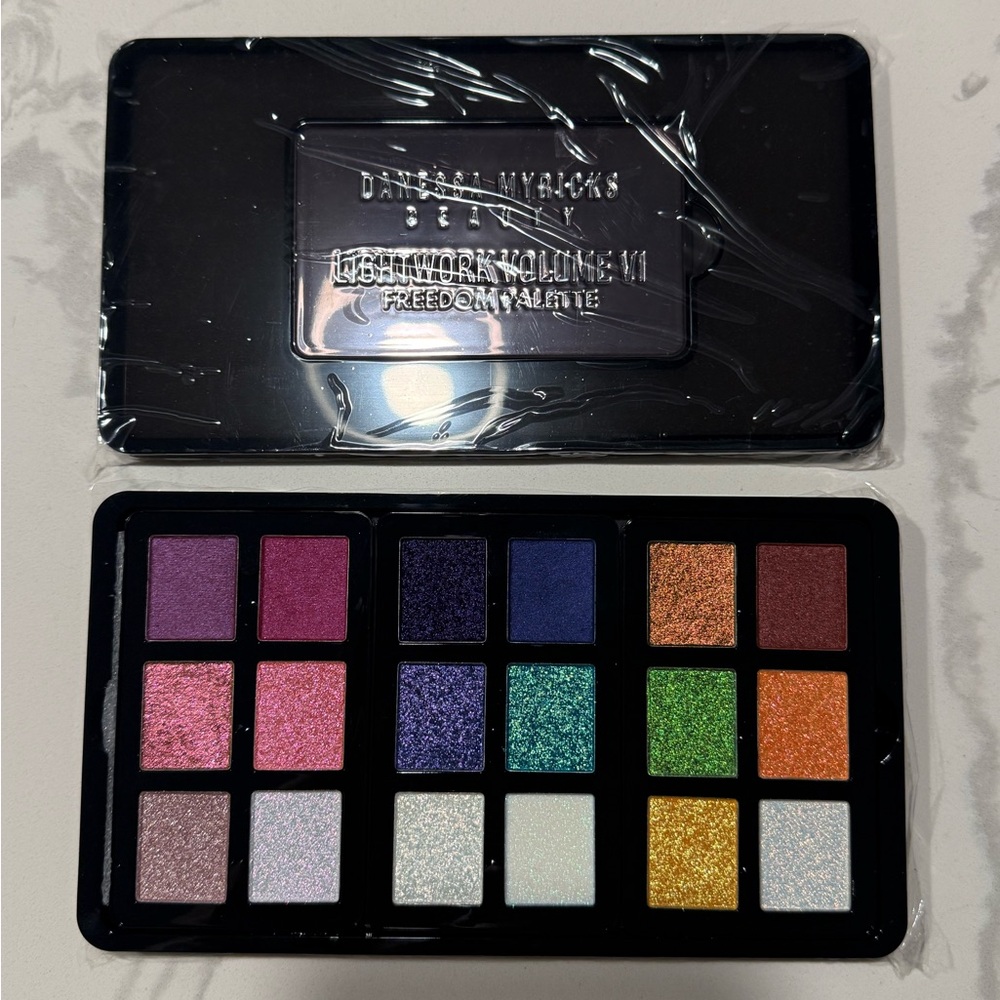BNIB Danessa Myricks Beauty Lightwork Volume IV Freedom Palette